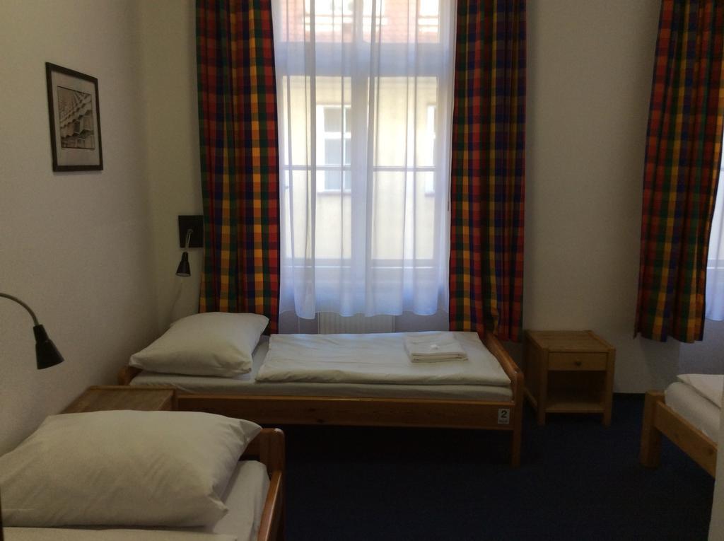 Travellers Hostel Praha Bilik gambar